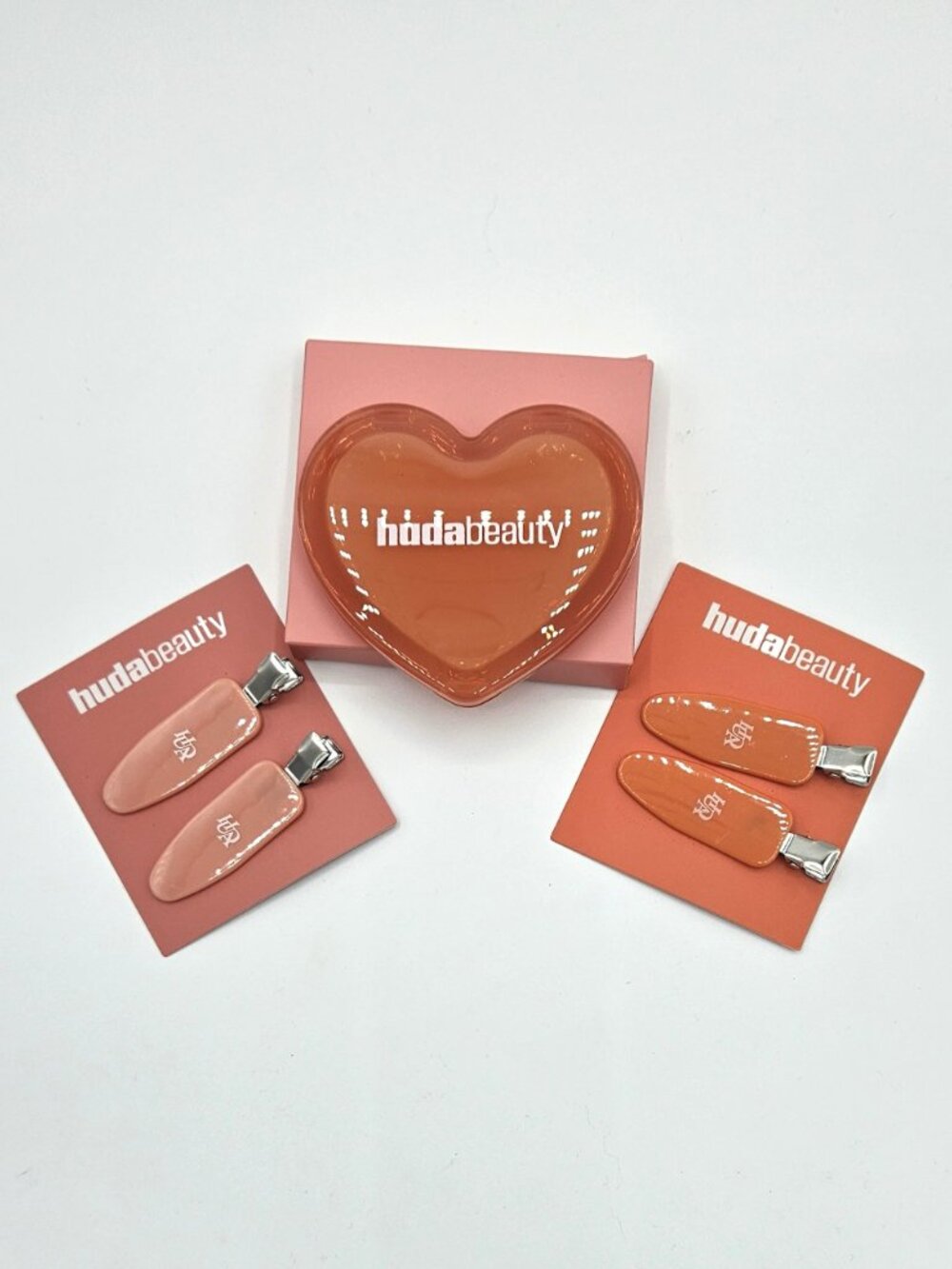 Huda Beauty Peach Compact Mirror and Hair Clips